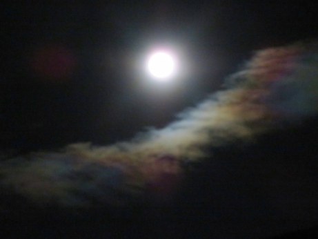 月彩雲の写真